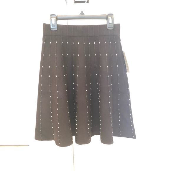 2 pc Chelsea Knit Skirt and Cropped Sweater  size S - Picture 4 of 6